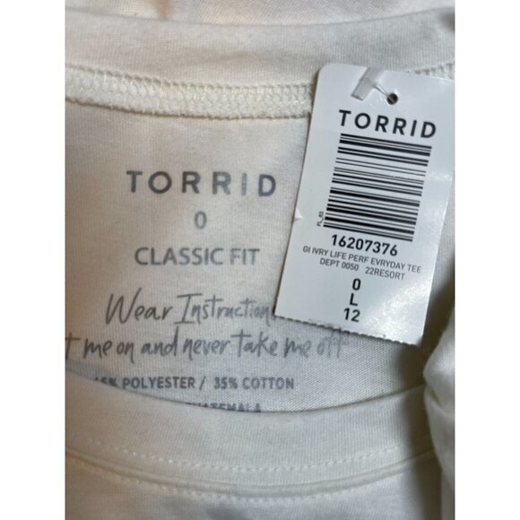 Torrid 0-L Vanilla Life Isn't Perfect Statement Crew Neck Short Sleeve Tee - Picture 6 of 6